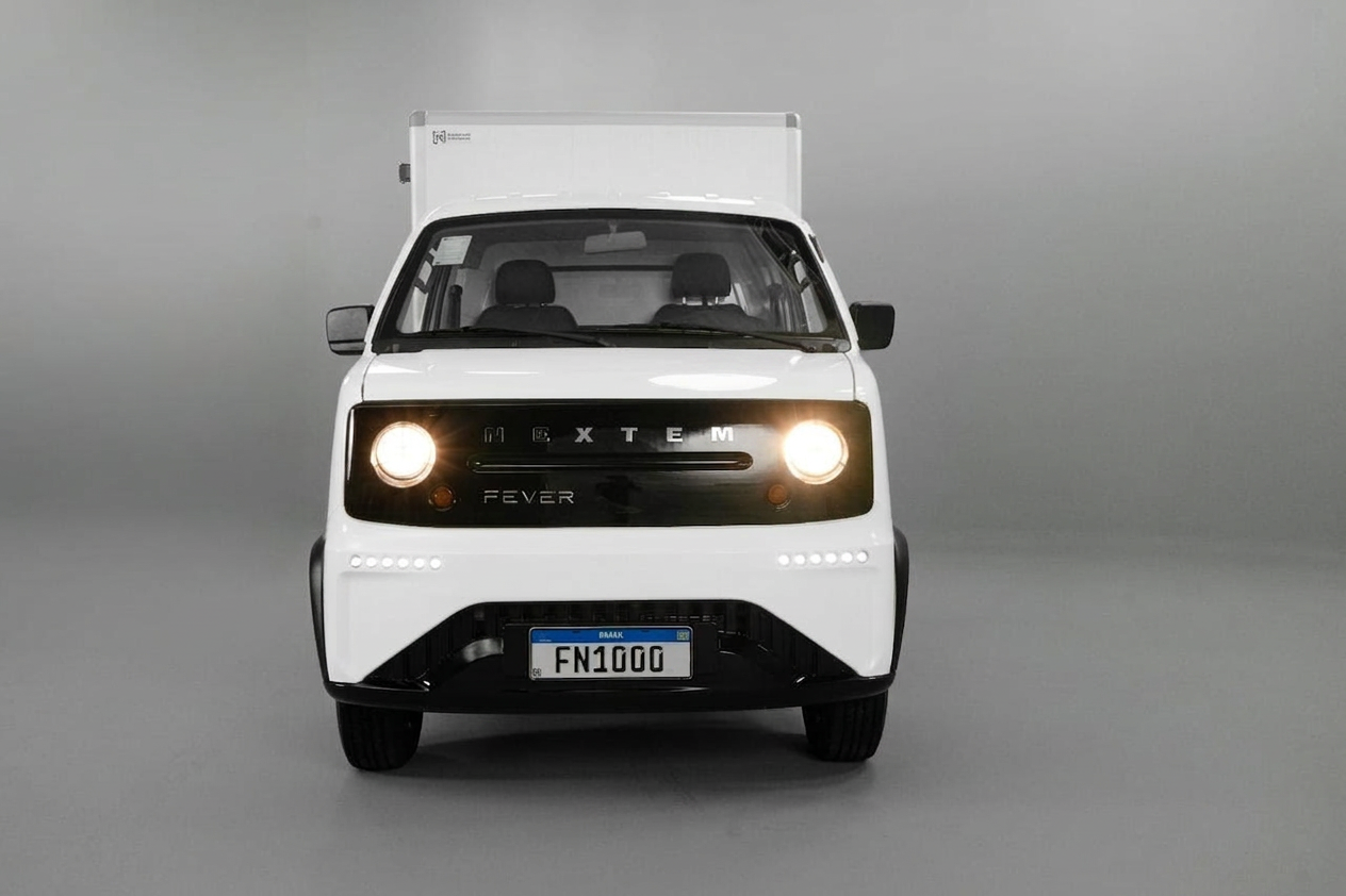 Caminhão elétrico Nextem